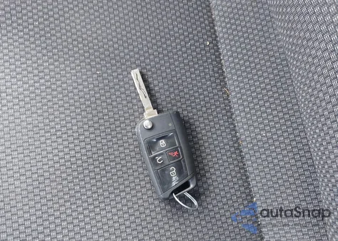 2019 Volkswagen Jetta 1.4T R-Line/1.4T S/1.4T Se from USA, damaged, VIN 3VWC57BU2KM054629